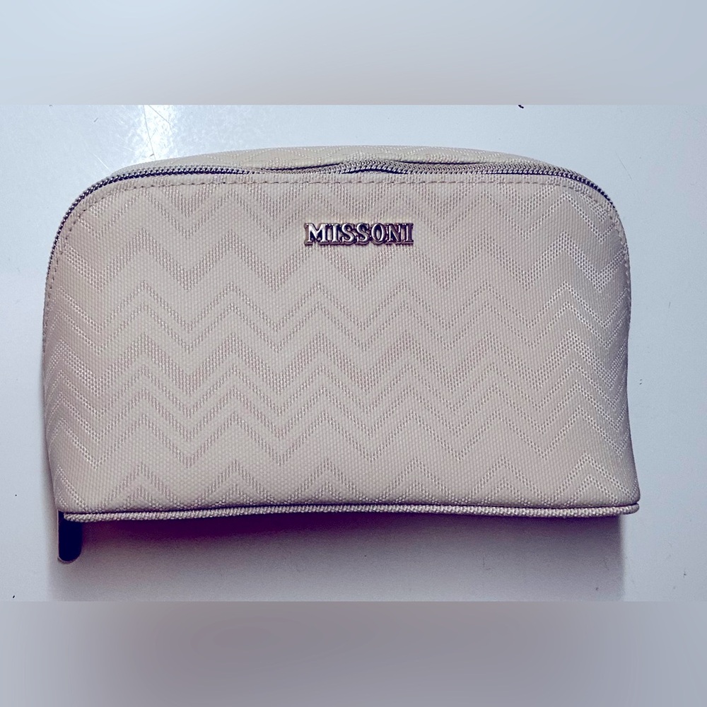 Missoni x Delta Cosmetic Zipped Travel Pouch ++